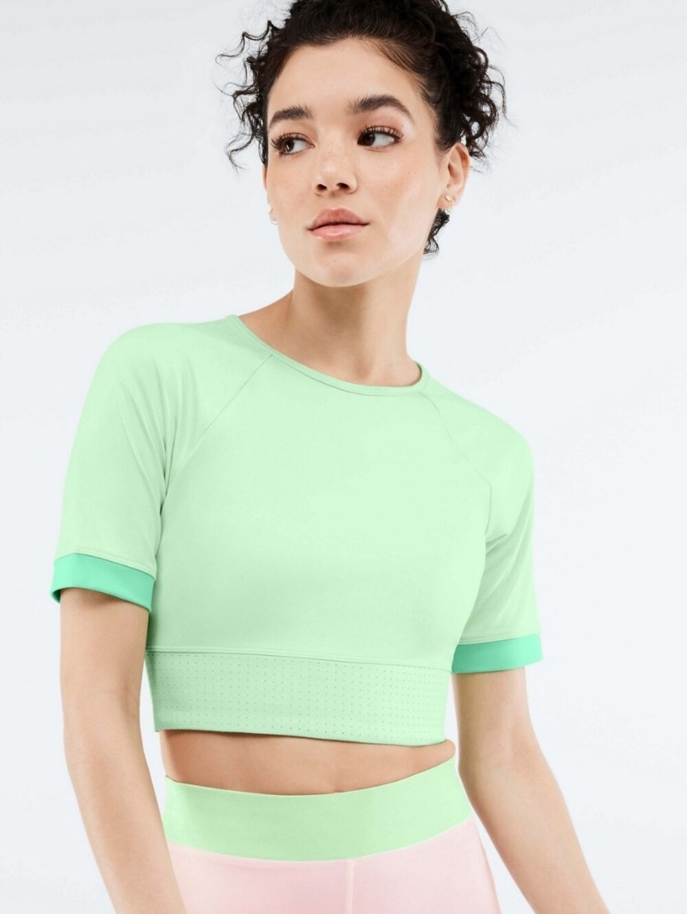 NWOT Fabletics Womens Avah Color Block Cut Off Sleeve Crop Top Lt. Green&Aloe M